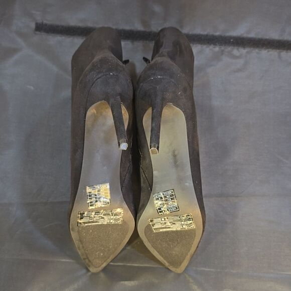 BRAND NEW FOREVER 21 POINTED TOE HIGH HEEL STILETTO BOOTIE - Picture 13 of 15